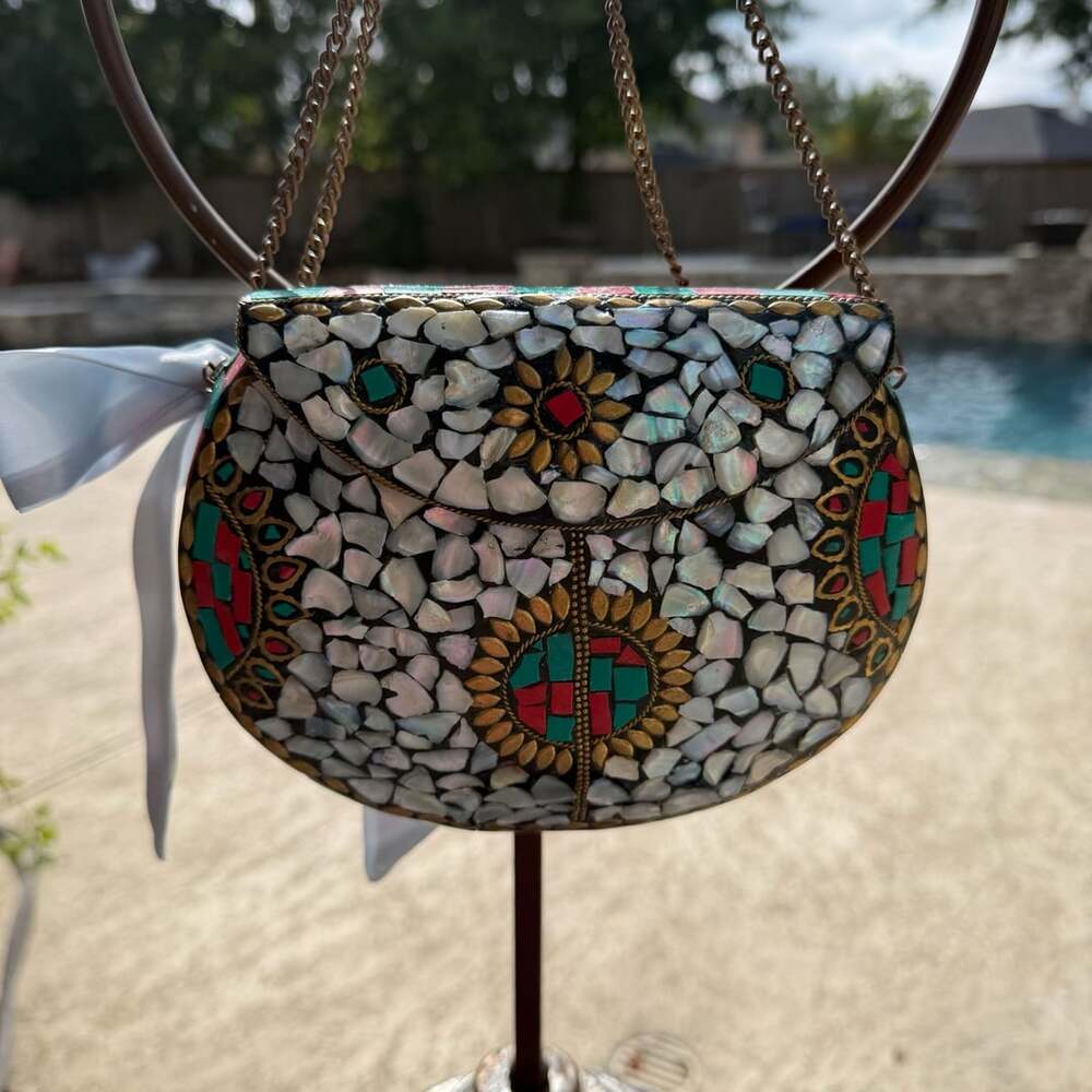 Vintage Mosaic Shell Brass Crossbody Clutch Bag
#15V926